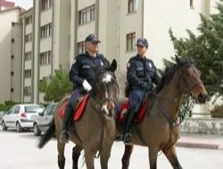 Polis atlarında 'ruam' hastalığı