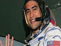Uzayda namaz kılan astronot Ankara'da