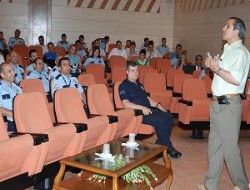 Ertan Ankara Emniyeti'ne iletişim semineri verdi