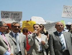 Evli, mutsuz çocuksuz