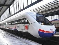 Hızlı trende 2 yıl sürecek çalışma