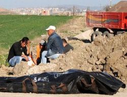 Ankara'da işçi göçük altında can verdi