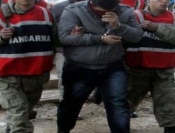 Ehliyetsiz sürücü çıldırdı!