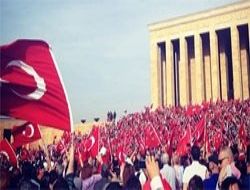 Anıtkabir'e 500 bin çiçek