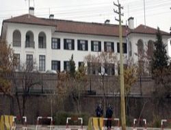 Elçilik mahkemelik oldu