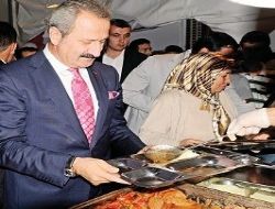 Çadırkent'in açılışını Çağlayan yaptı