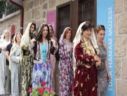 Türk Hamam Müzesi'nde gelin hamamı sergisi