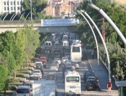 Çukurambar'da trafik çilesi
