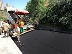 Aynı yol üç kez asfaltlandı