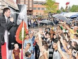 Bahar şenlikleri yağmur dinlemedi