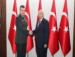 Jandarma'da nöbet değişimi
