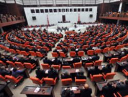 Anayasa paketi, bugün muhalefete sunuluyor