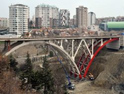 Çelik köprüde sona doğru