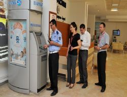 Yenimahalle'de memur maaşına zam