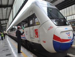 'Yetki versinler, 3 yılda yerli YHT yaparım'