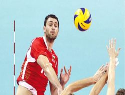 Halkbank'ta yıldızlar geçidi