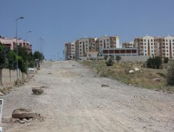 Kırandağı'nın yolları lastik patlatıyor