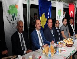Kosova'da ‘kardeş' iftarı
