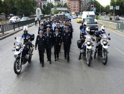 400 zabıta Kızılay'dan Ulus'a yürüdü