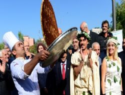 Abdi İpekçi'de bedava künefe