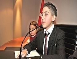 Bayraktar yine başkan