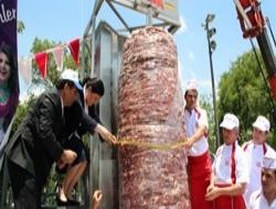 Dünyanın en büyük döneri