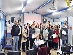 Sertifika aldılar
