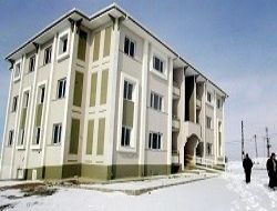 Bala'da elektriksiz susuz afet konutları