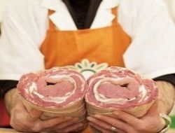 Kırmızı et sektörü fiyata müdahale kurumu istiyor