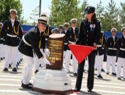 Polis Koleji'nde mezuniyet heyecanı