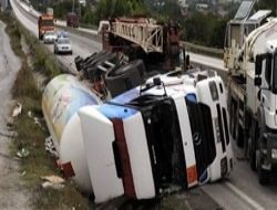 LPG yüklü tanker devrildi