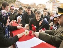Patlamada ölen dört işçiye hüzünlü veda