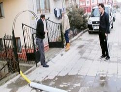 Gölbaşı'nda yağmur yağdı evleri su bastı