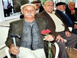 Karanfilli ziyaret