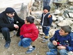 Keçiören yardımları Erciş'e ulaştı