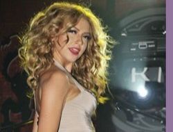 Hadise geliyor