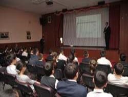 Altındağlı gençlere temizlik semineri
