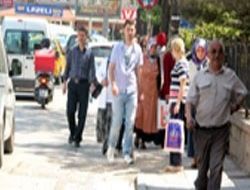Kolej caddeye döküldü
