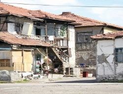 Türkiye'de binalar imdat çığlığı atıyor
