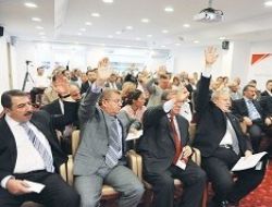 Açık oylama tartışma konusu oldu