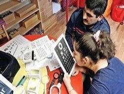Bir hüzme ışık görmeye yetti
