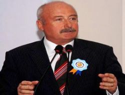 Vali Yüksel orucunu vatandaşlarla açtı