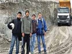 Ders ortasında deprem paniği