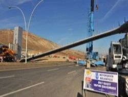 Üst geçidin boyu uzadı