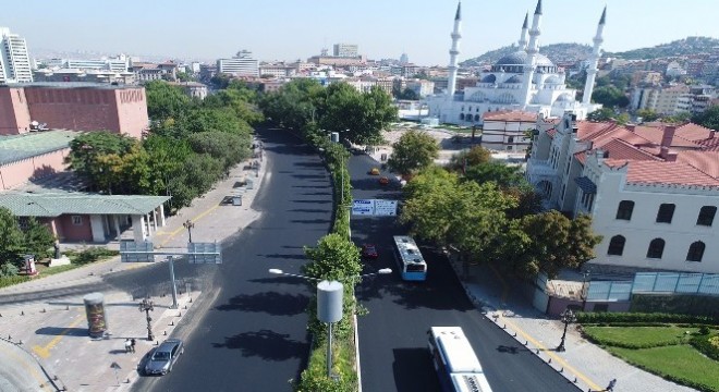 Ankara Büyükşehir Belediyesi yol ve asfalt çalışmalarına hız verdi