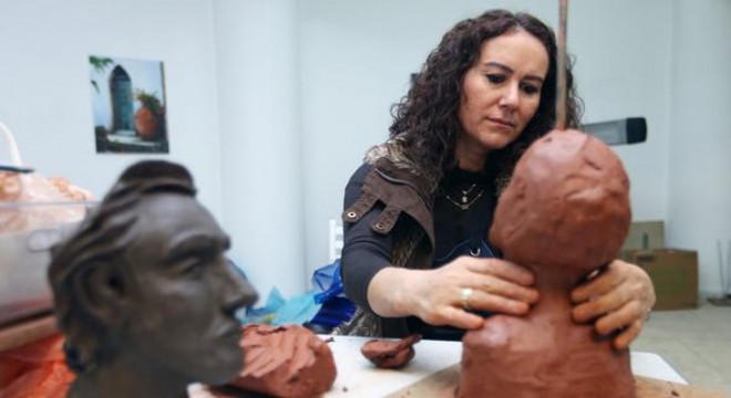 Babalar Günü'ne heykel hediyesi