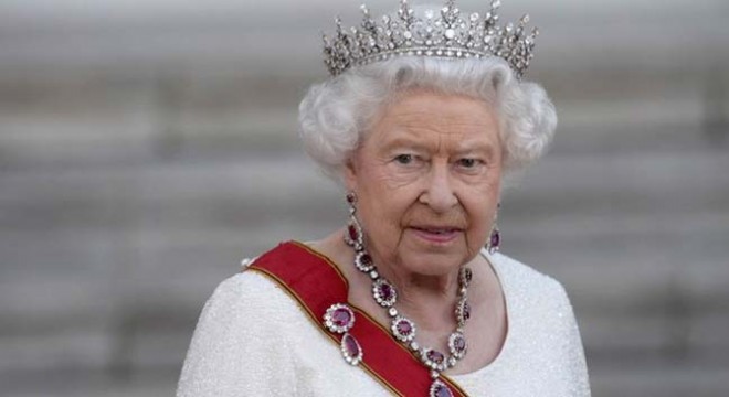 Kraliçe 2. Elizabeth'in tahtı bırakacağı iddiası
