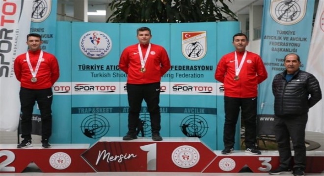 TSK Spor Gücü Atış Takımı'ndan Ateşli Silahlar Türkiye Şampiyonası'nda 14 kupa