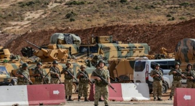 Türk askerini görünce kaçtılar!