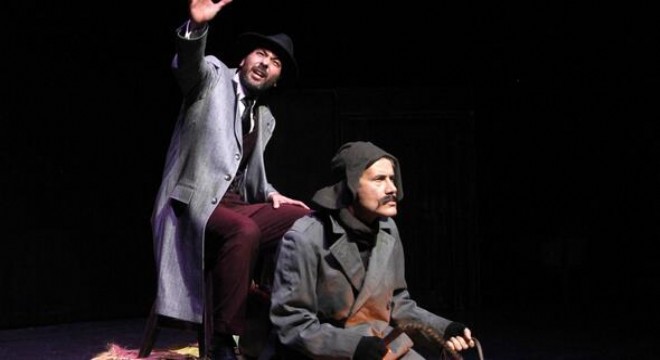 Yılın Tiyatro Sanatçısı Ödülü ‘Siyahlı Kadın'ın